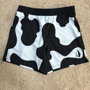 Mens Tachuntfish Athletic Shorts- Cow